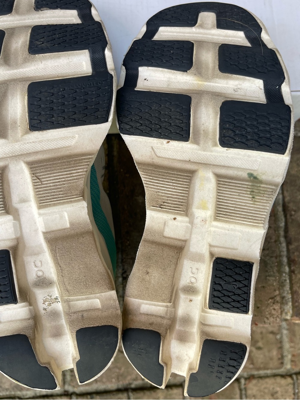 On Cloudmonster 2 Women’s 7.5 White Blue Aqua CloudTec Running Shoes - Picture 11 of 12